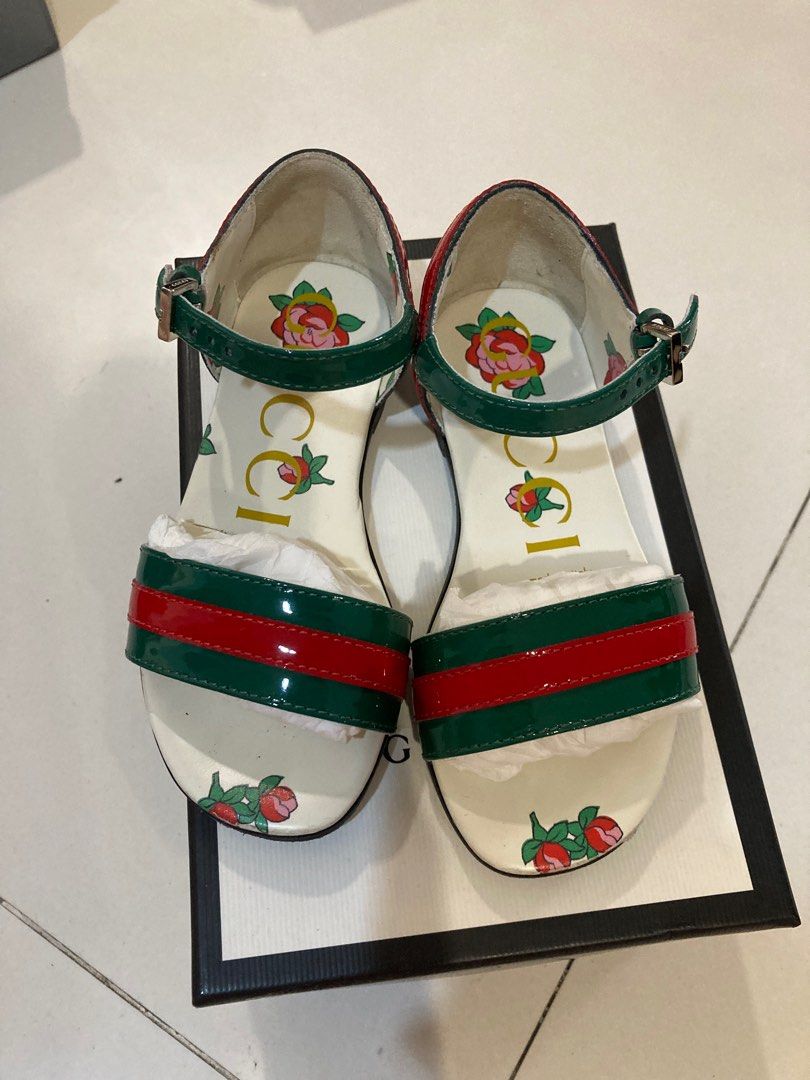 Gucci girls sandals euro 23