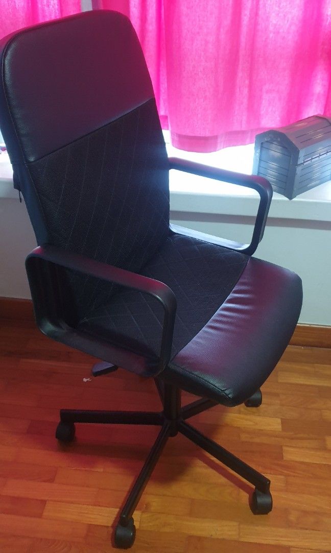 Ikea RENBERGET office chair, Furniture & Home Living, Furniture, Chairs