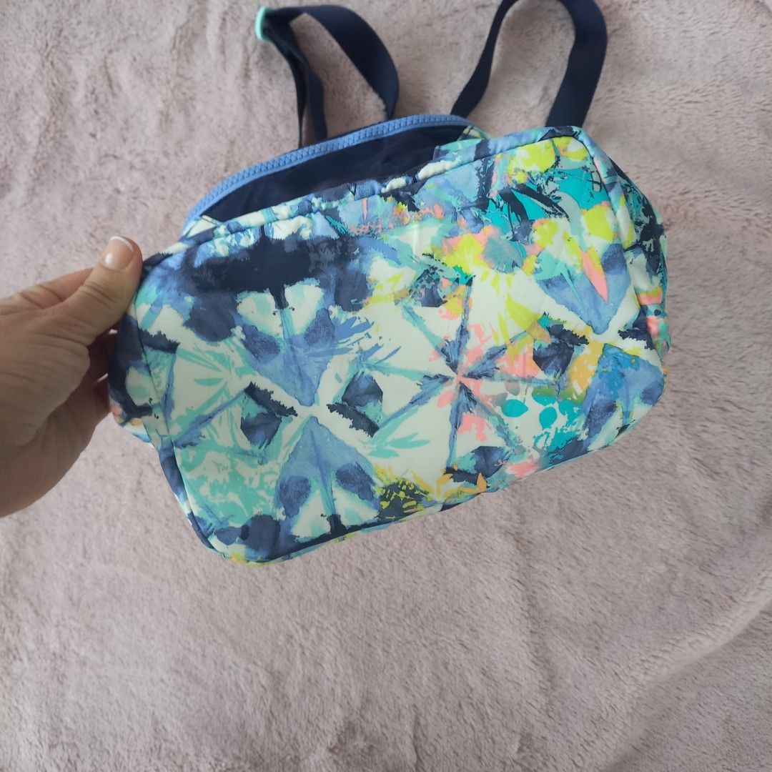 Ivivva discount lunch bag