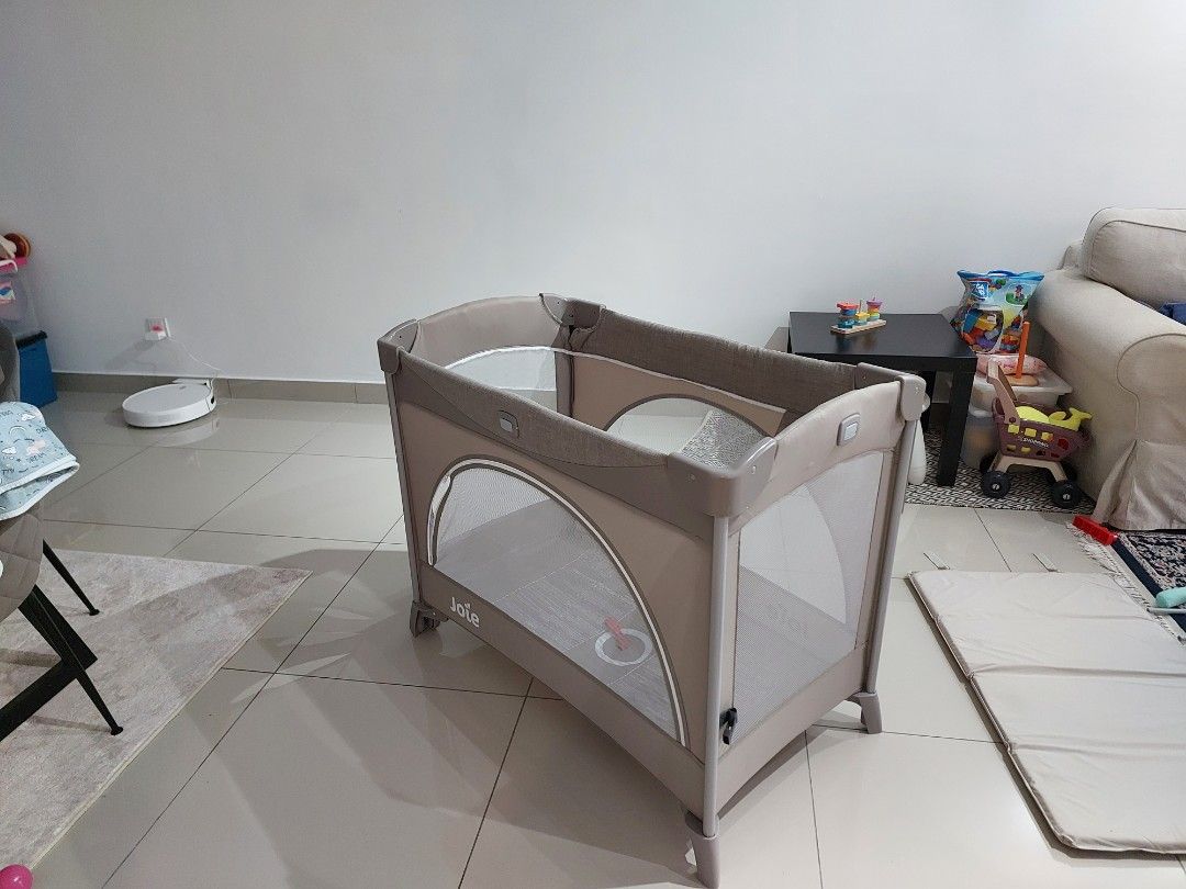 Joie Kubbie Sleep Travel Cot (Baby Cot), Babies & Kids, Baby Nursery