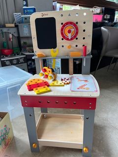 Kids Carpenter bench