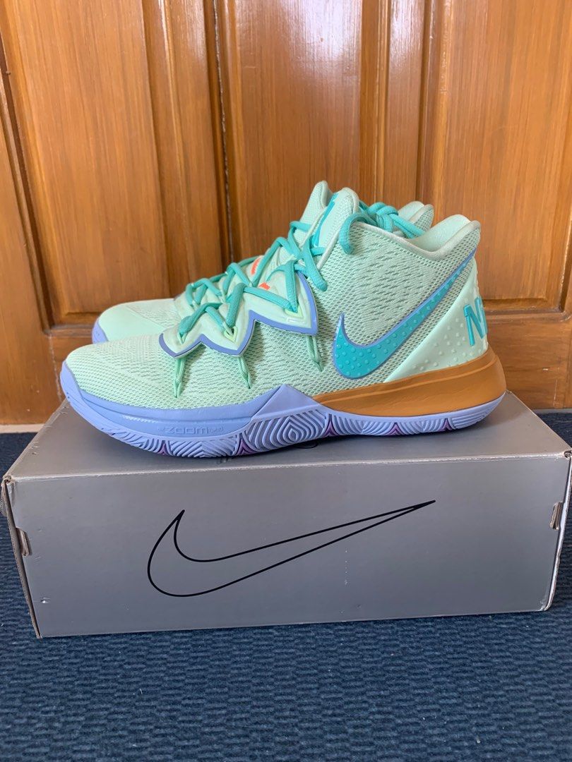 Squidward kyrie deals special box