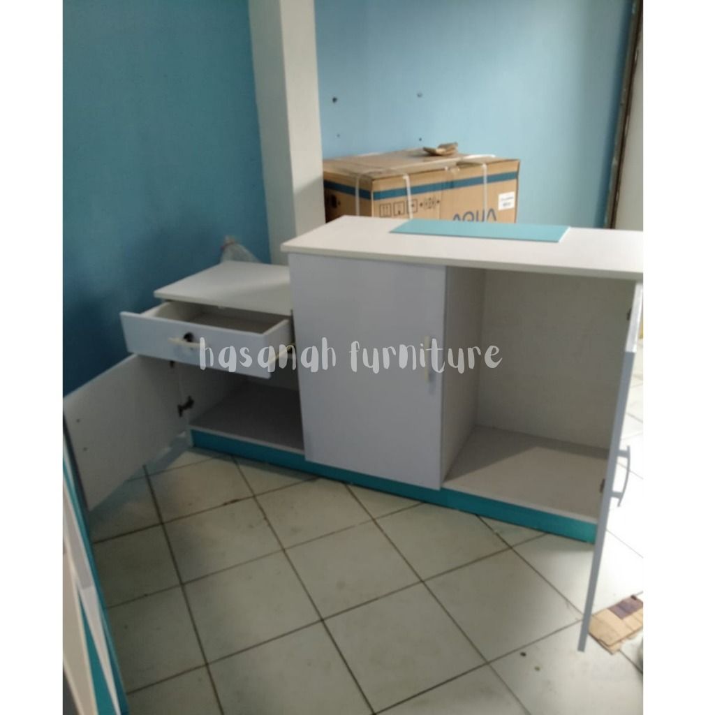 Lemari rak dan meja laundry pakaian satu paket | Meja kasir | Rak ...