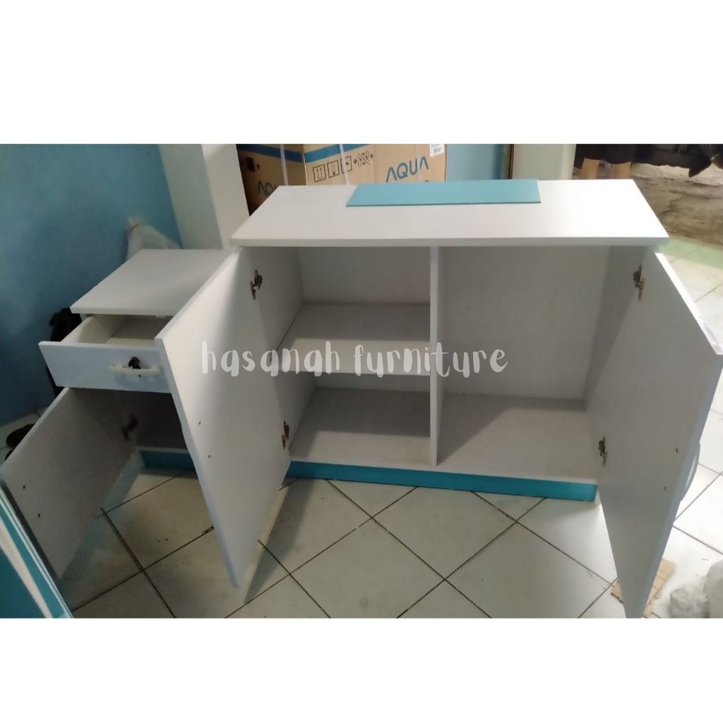 Lemari rak dan meja laundry pakaian satu paket | Meja kasir | Rak ...