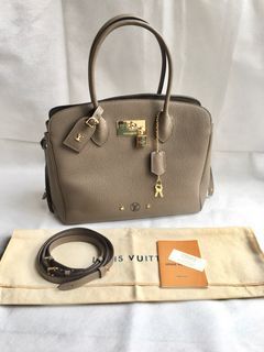 Louis Vuitton Milla MM Bag Large
