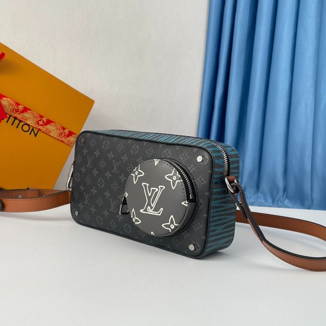 Lv volga outlet on strap