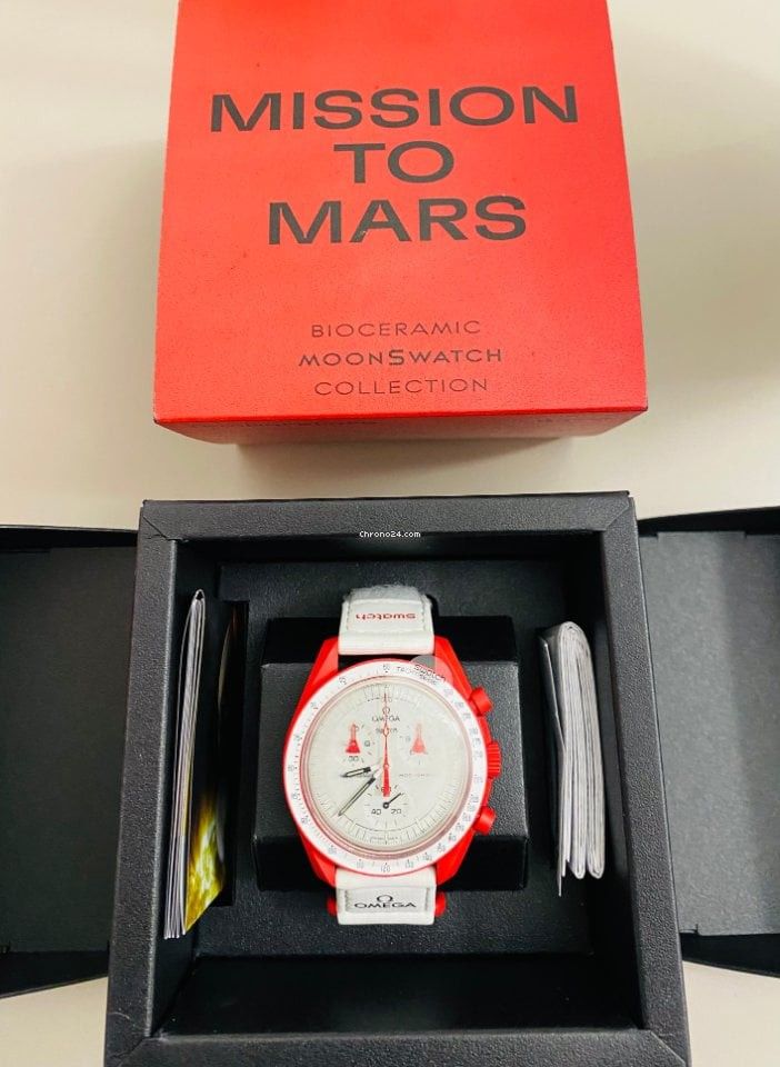 moonwatch mars swatch