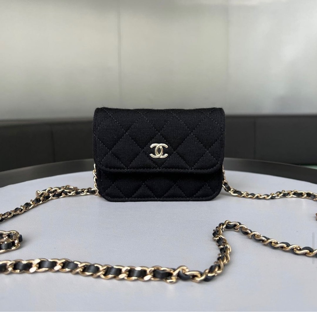Chanel mini card holder store
