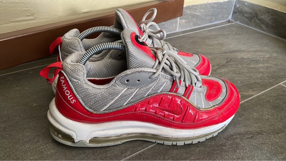 Nike x hotsell supreme sneakers