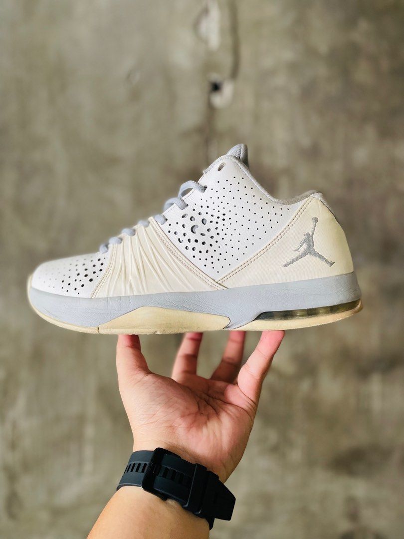 Nike Jordan 5 am Gray Cross Fesyen Pria Sepatu Sneakers di