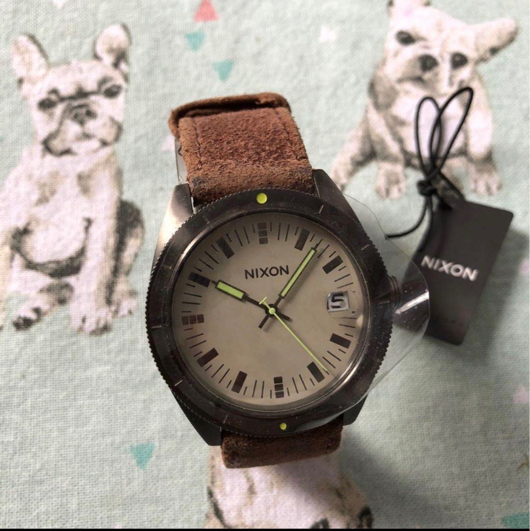 Nixon Rover II Gunmetal bezel Brown strap Men s Fashion Watches