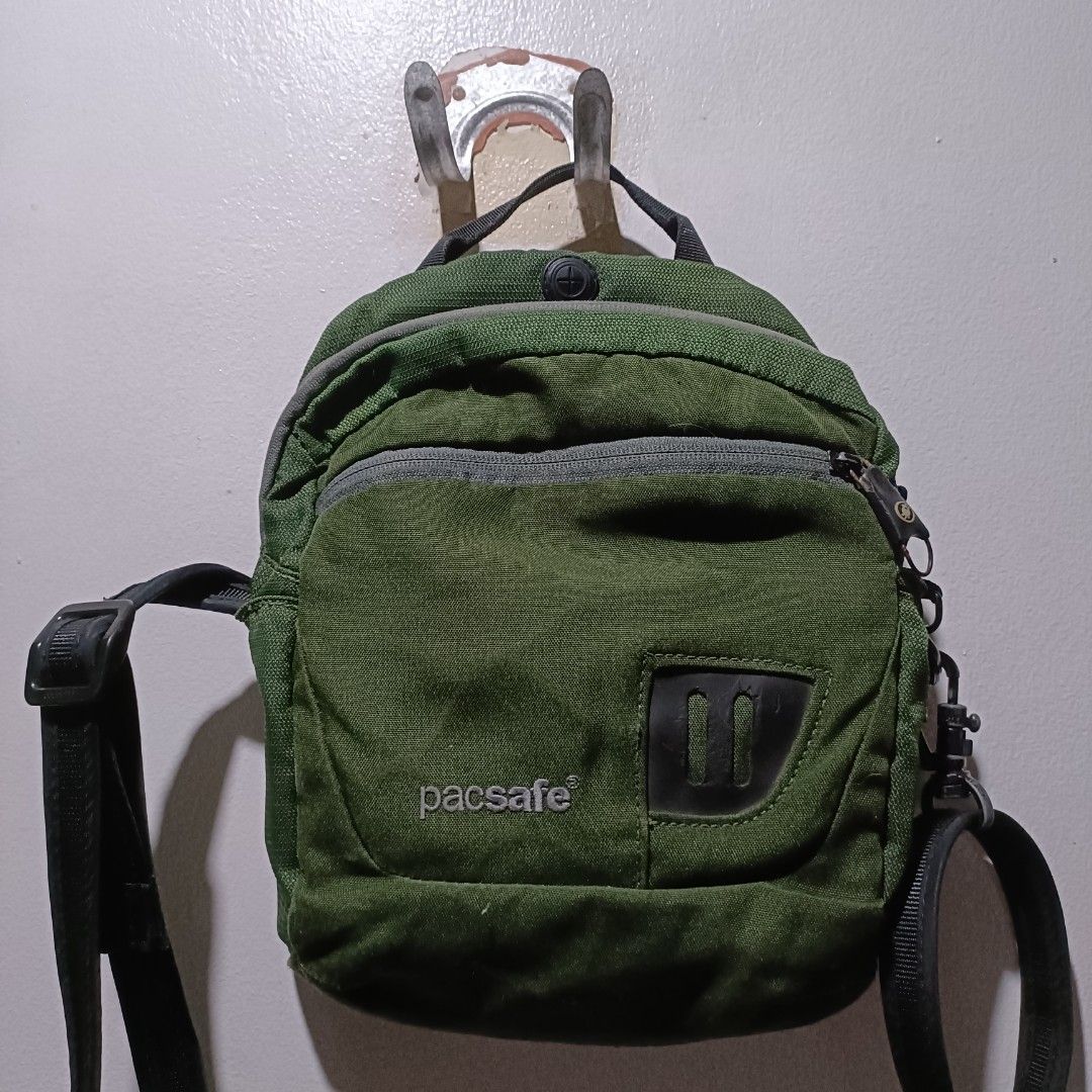 Pacsafe venturesafe 200 authentic, Men's Fashion, Bags, Sling Bags on ...