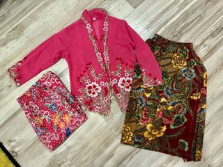 (Category: ) located in . Submitted by tripleaaascloset (Listing ID 1206837716, Image 1). Description: .