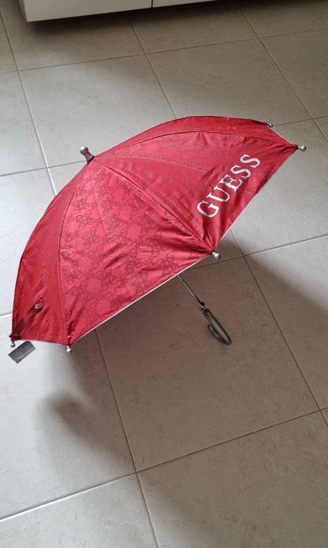 Preloved KIDS GUESS Umbrella Babies Kids Babies Kids Fashion