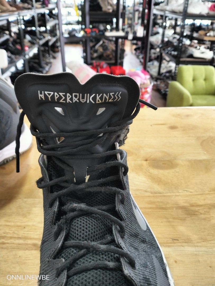 Nike hyper clearance quickness basketball shoes