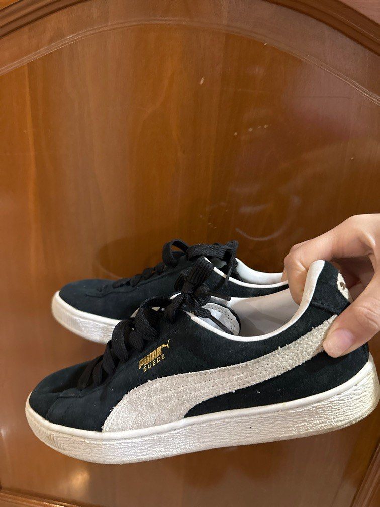 Puma Suede Classic XXI Trainers in Puma Black Puma White Men s