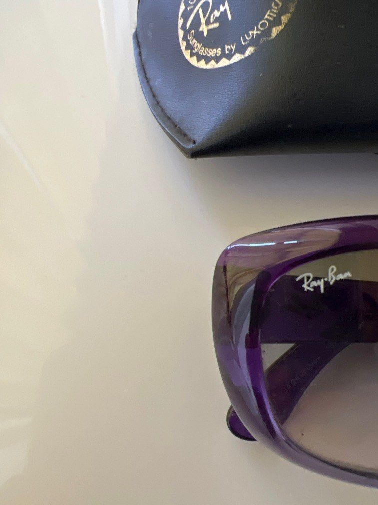 Ray-Ban Sunglass Authentic (Category: Sunglasses & Eyewear) located in Calamba. Submitted by hellome24839 (Listing ID 1206795084, Image 2). Description: .