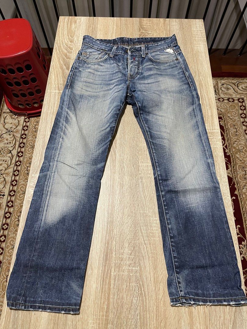 Picket Afhængighed temperatur Replay Jeans W29, Men's Fashion, Bottoms, Jeans on Carousell