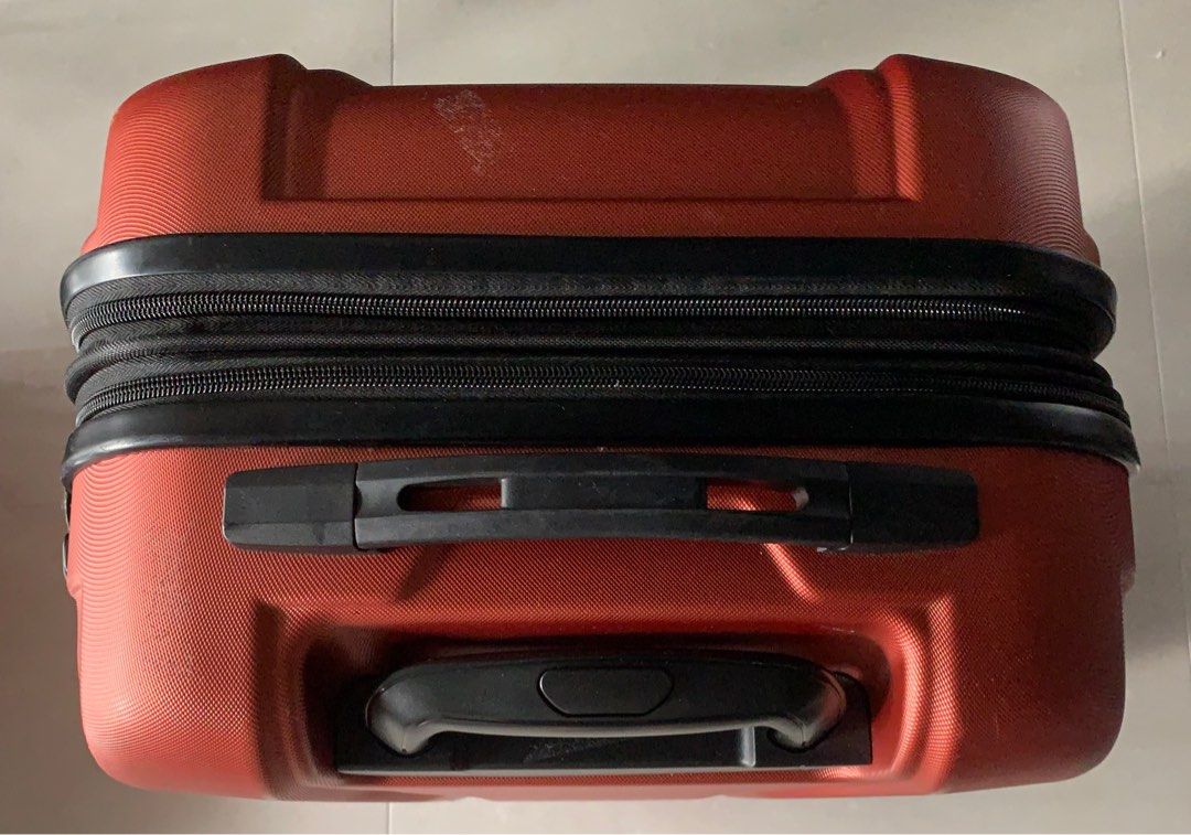 Samsonite Cabin size luggage, Hobbies & Toys, Travel, Luggage on Carousell