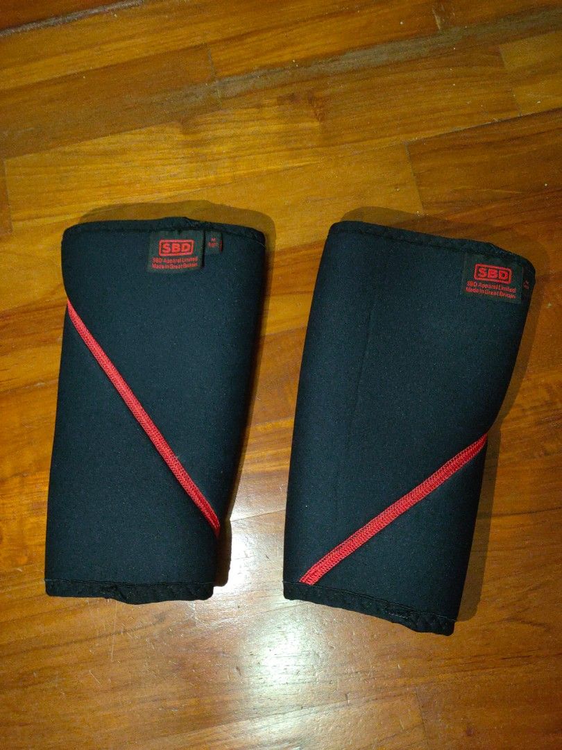 SBD knee sleeves, Sports Equipment, Exercise & Fitness, Toning