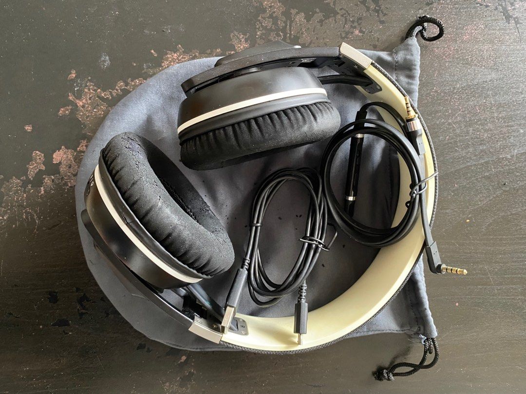 Sennheiser Urbanite XL OverEar Headphones, Audio, Headphones