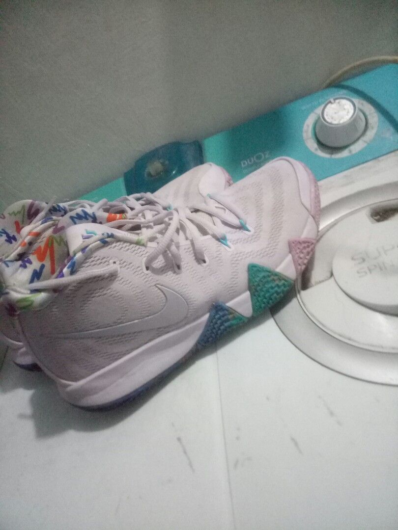 Sepatu basket hotsell nike original