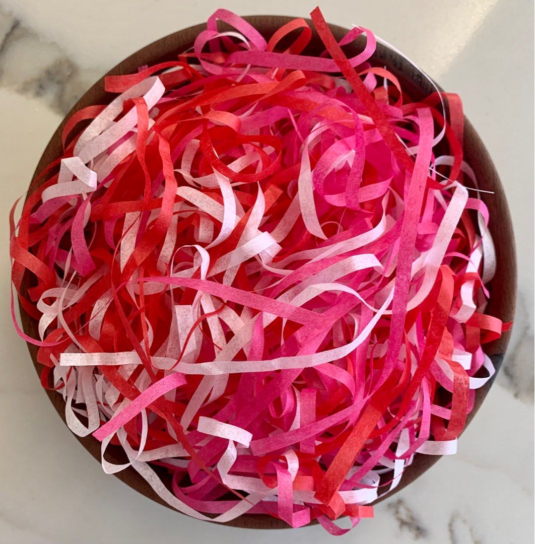 SHREDDED TISSUE PAPER Red+White+Pink, Hobbies & Toys, Stationery & Craft, Occasions & Party