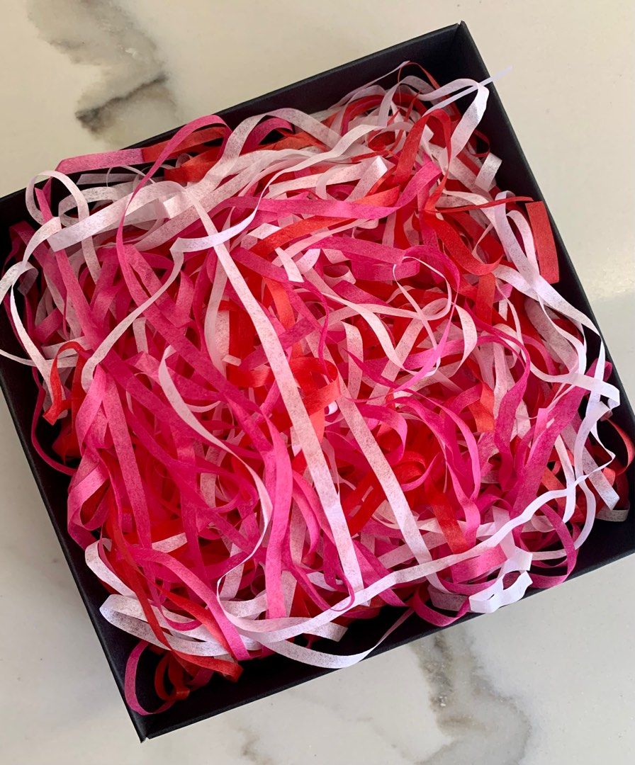 SHREDDED TISSUE PAPER Red+White+Pink, Hobbies & Toys, Stationery & Craft, Occasions & Party