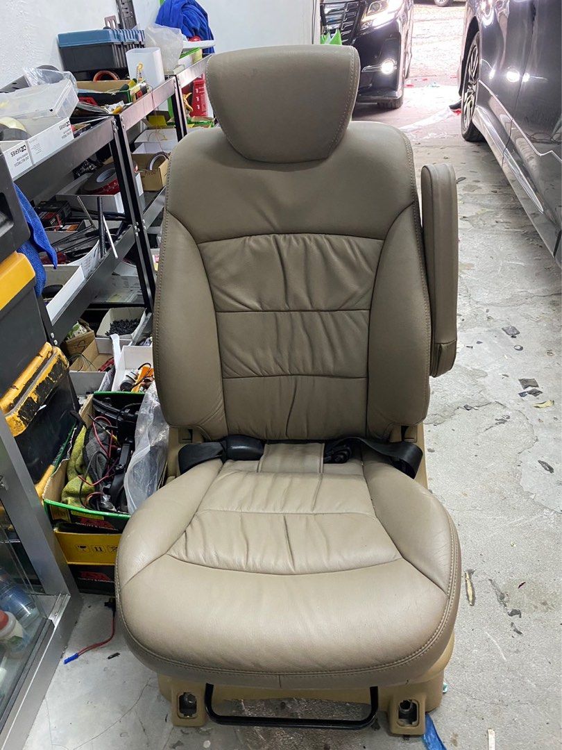 starex seat, Auto Accessories on Carousell