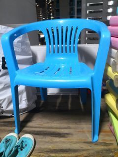 Toddler plastic chair