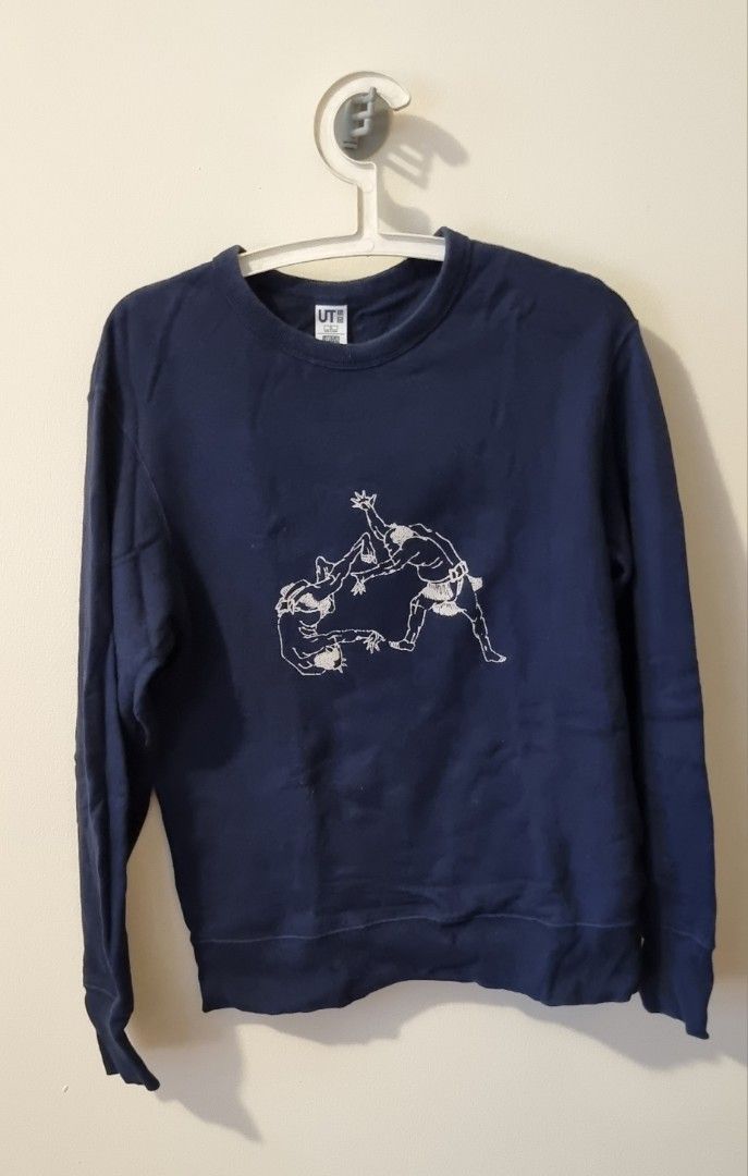 UNIQLO Hokusai Blue Sweater Men s Fashion Coats Jackets and