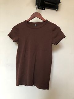 Uniqlo T-shirt