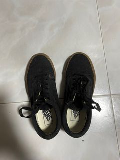 Vans authentic 2025 black gum ifc