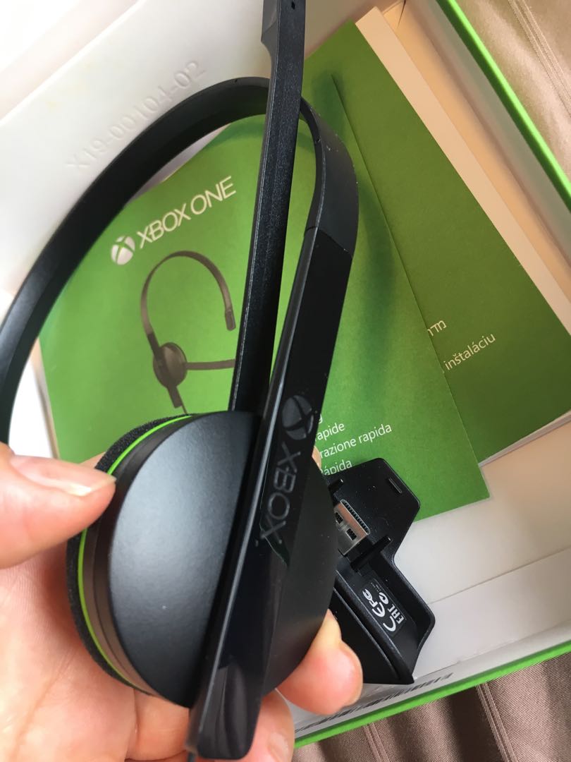 Xbox one Chat Headset Video Gaming Gaming Accessories Cables
