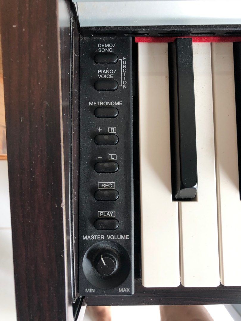 Yamaha digital piano YDP 141, Hobbies & Toys, Music & Media, Musical