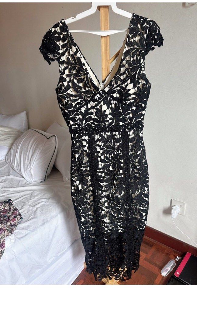 Zalora white lace dress hotsell