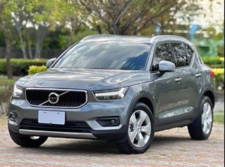 2019年式VOLVO XC40 T4 Momentum