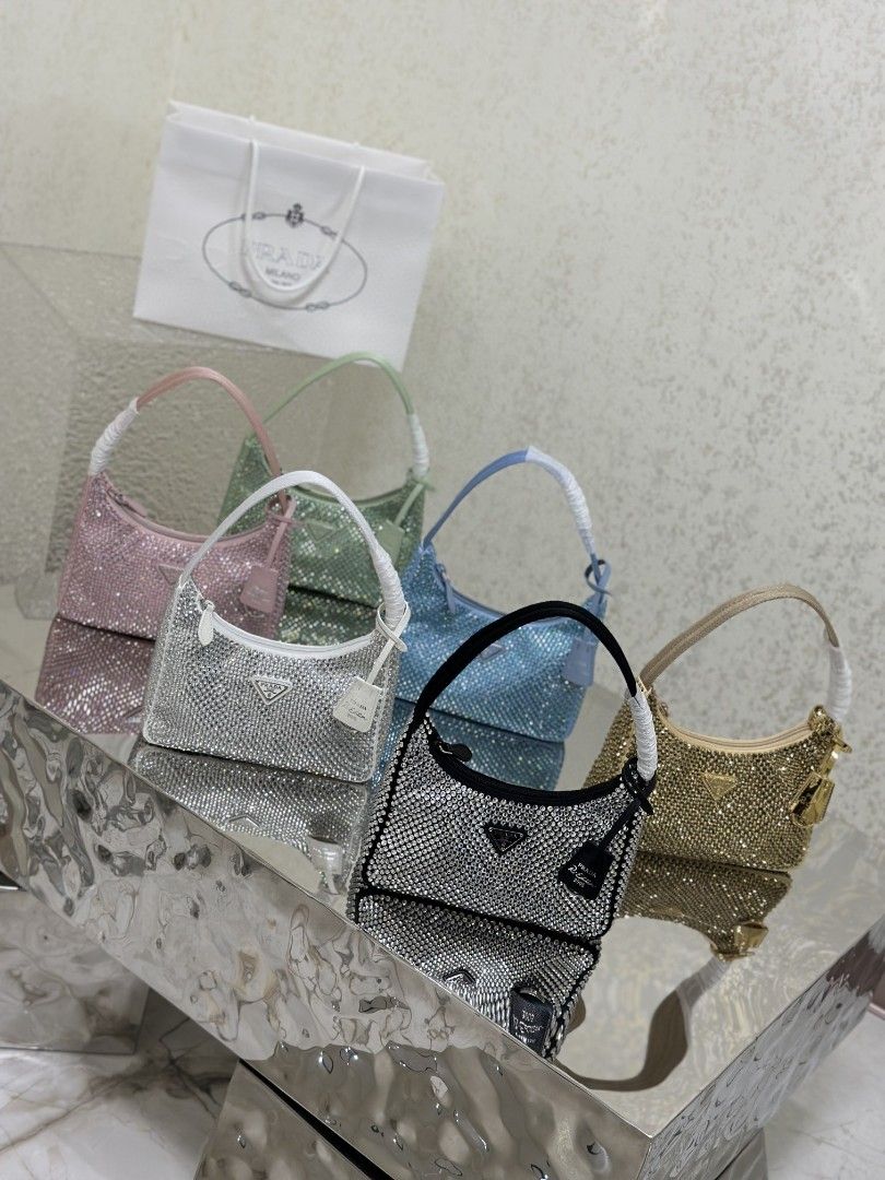 2023 PD hobo bag, Luxury, Bags & Wallets on Carousell