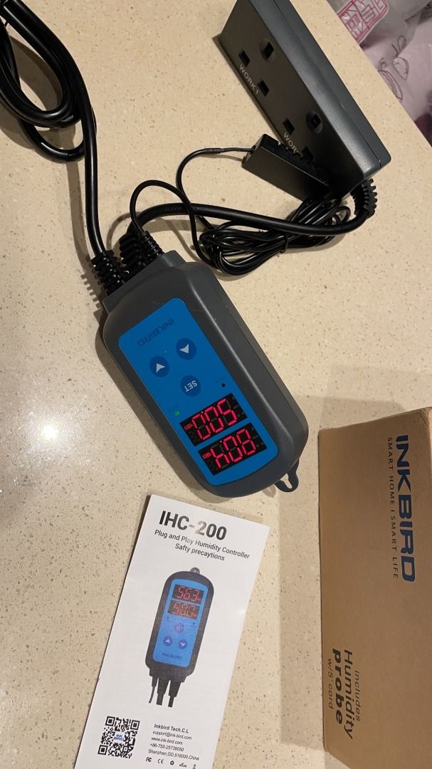 Inkbird Pre-wired Digital Humidity Controller IHC-200 Humidistat