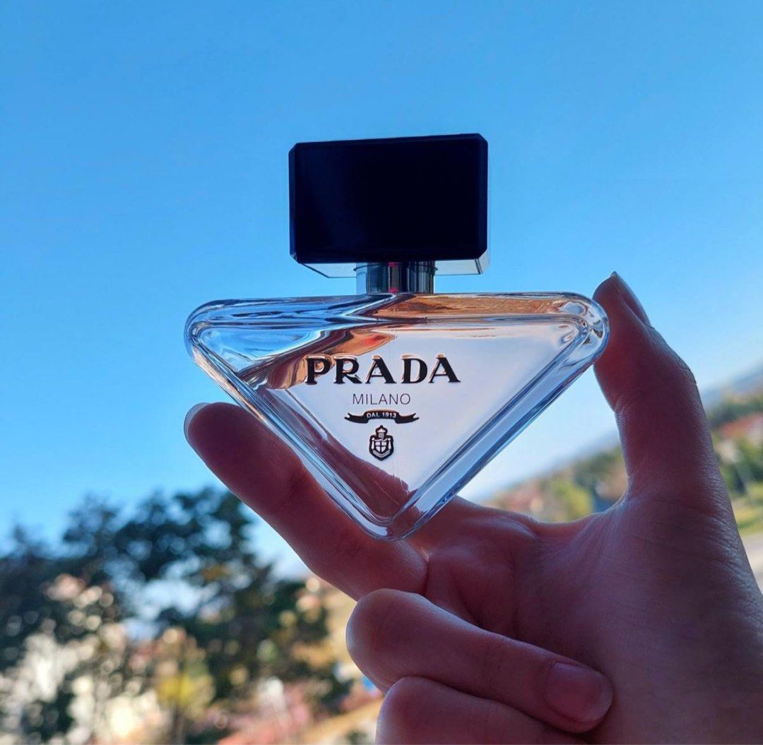 【未使用】PRADA PARADOXE 香水　ハンドクリーム