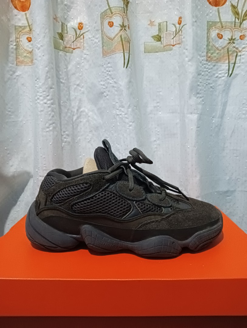 Expectation Reject defense Adidas Yeezy 500, Men's Fashion, Footwear, Sneakers on Carousell
