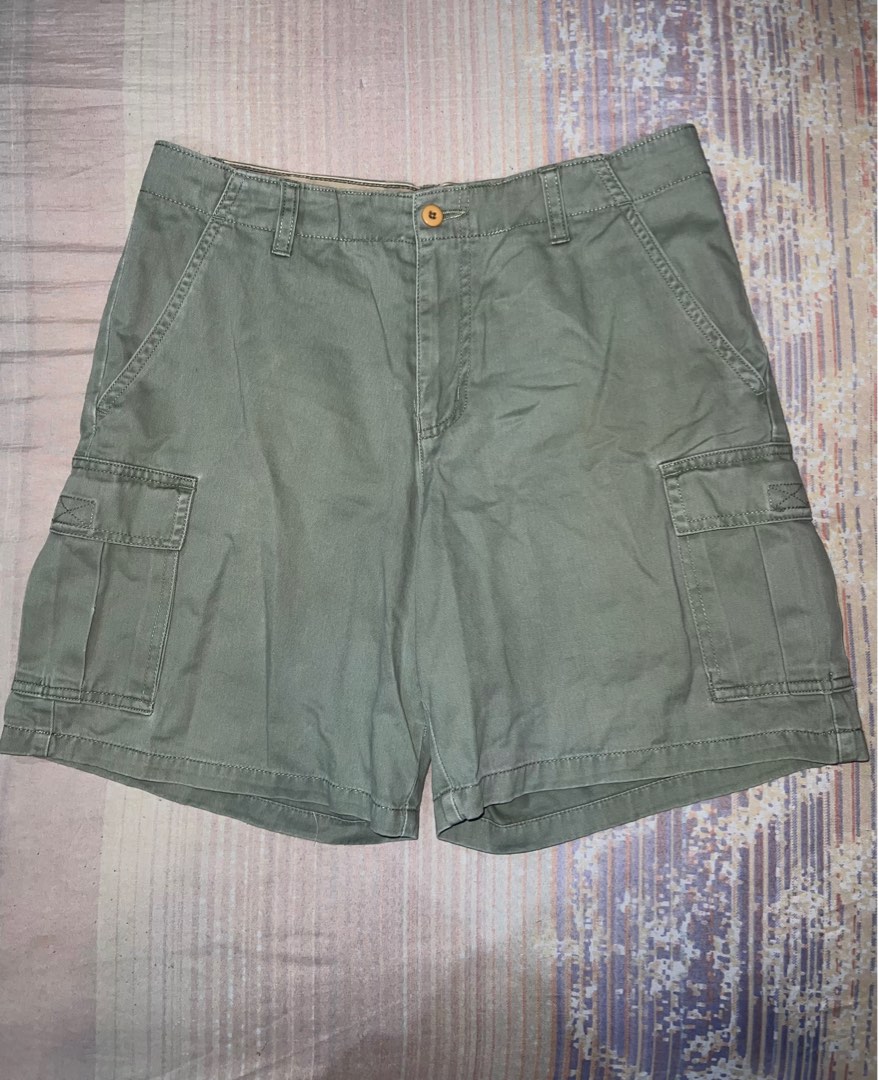 Aeropostale Olive Green Cargo Shorts, Women's Fashion, Bottoms, Shorts on Carousell