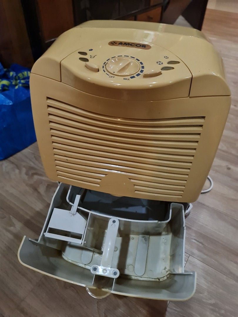 Amcor Dehumidifier, TV & Home Appliances, Air Purifiers & Dehumidifiers