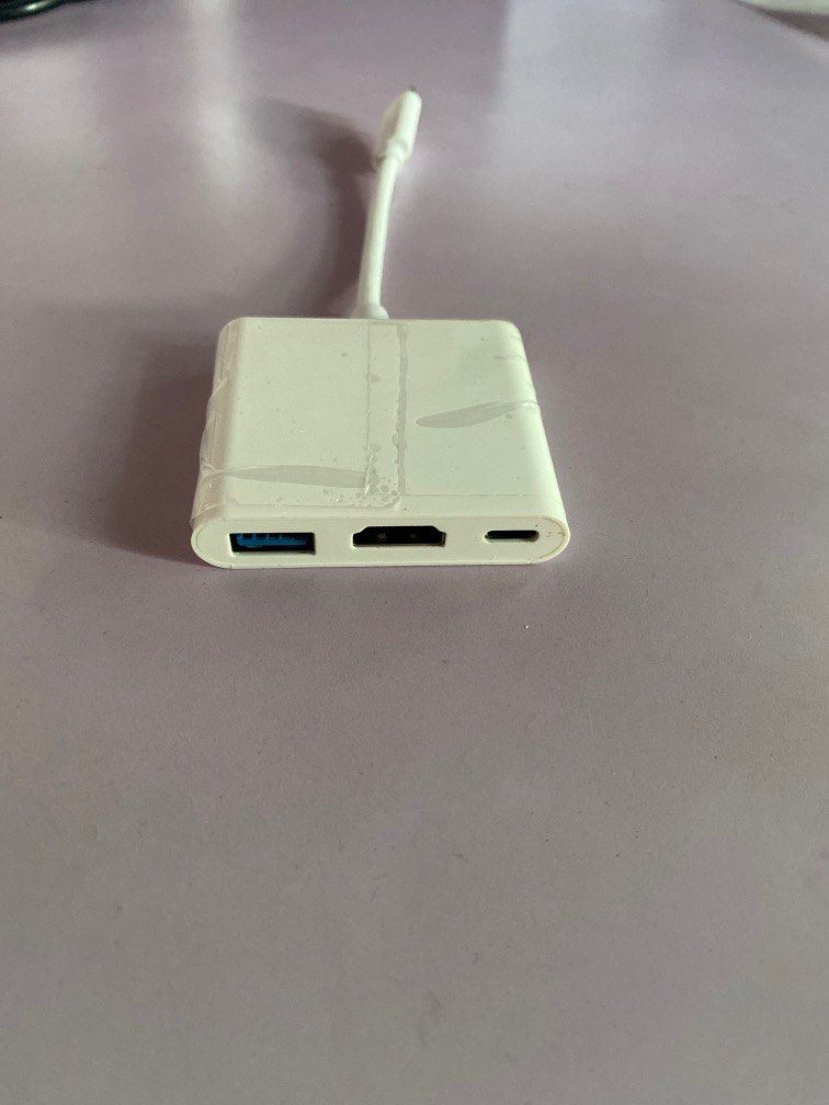 Apple Adapter 3 in 1 hub, Computers & Tech, Parts & Accessories, Cables