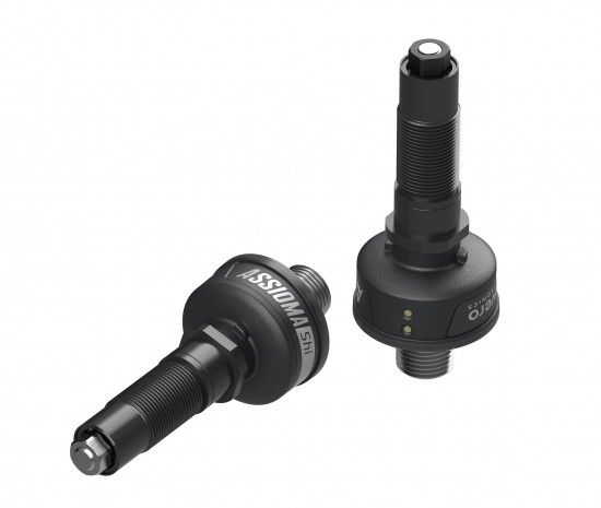 ASSIOMA POWER METER DUOSHI PEDAL Cod. (772-02-S) (Category: Bicycles) located in Manila. Submitted by ariesmediamusicsports (Listing ID 1208863980, Image 1). Description: SPECIFICATIONS Power sensors for the right and left pedal Dual-sided power measurement Cadence sensor: included, inbuilt Gyroscope: included, inbuilt Power calculation system: IAV (Instantaneous Angular Velocity-based) IAV Cycling Dynamics: yes Oval-chainring compatible: yes Wei
