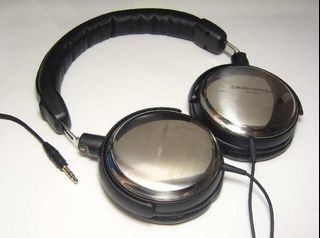 (Category: ) located in . Submitted by Iced-Kopi (Listing ID 1208860921, Image 1). Description: .