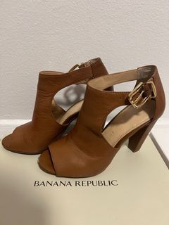 Authentic Banana Republic Shoes