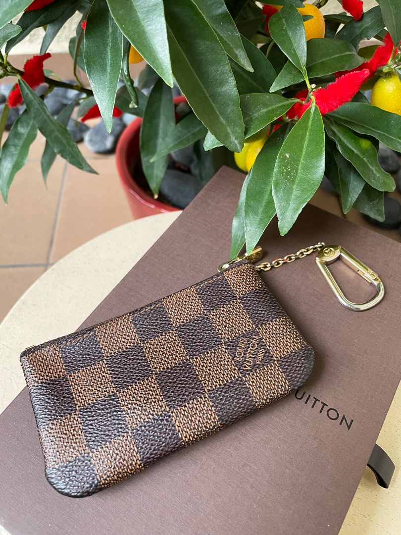 vuitton coin pouch with keys