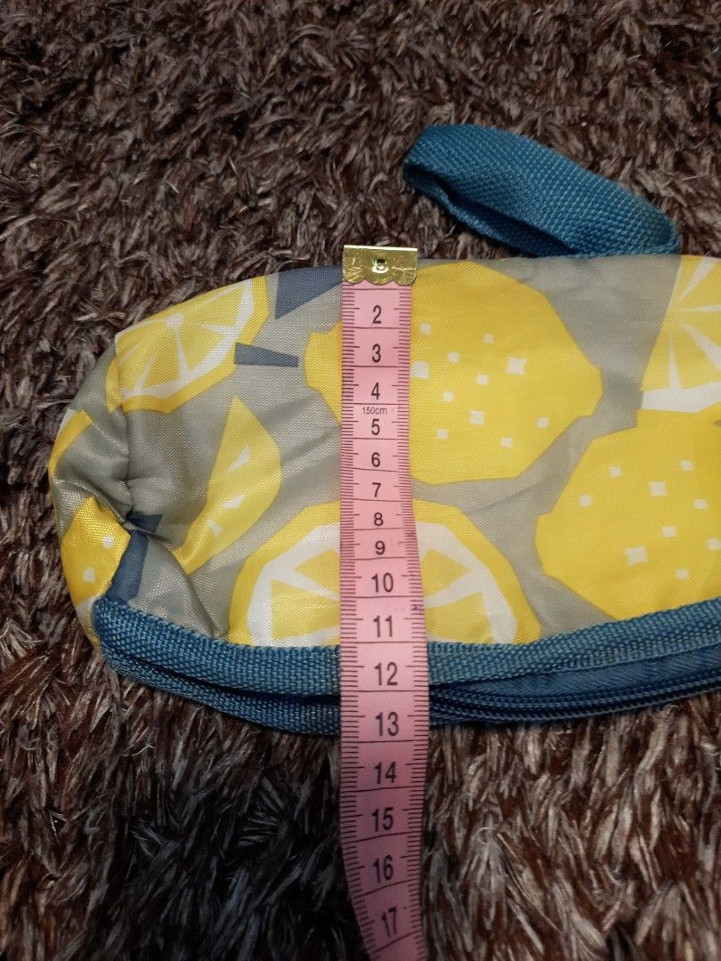 BOTTLE THERMAL HOLDER, Women's Fashion, Jewelry & Organizers, Accessory