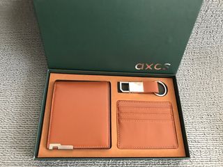 Brand new Wallet Set